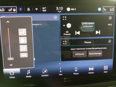 2025 Chrysler Pacifica - Photo 19