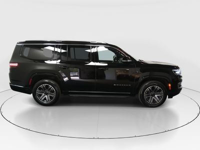 2024 Jeep Wagoneer - Photo 8
