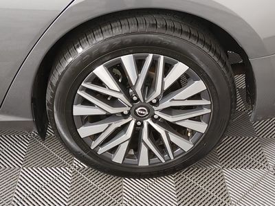 2024 Nissan Altima — photo 10 view