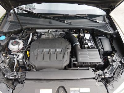 2024 Audi Q3 — photo 9 view