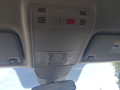 2024 Volkswagen Taos - Photo 23