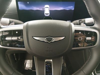2025 Genesis GV80 — photo 12 view