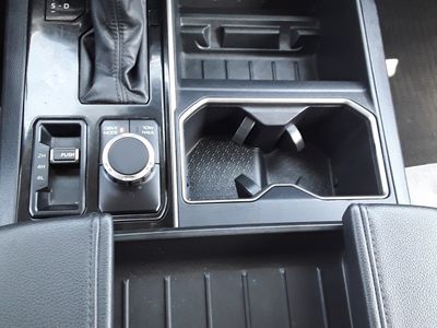 2023 Toyota Tundra 4WD — photo 18 view
