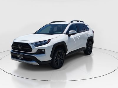 2024 Toyota RAV4 - Photo 3