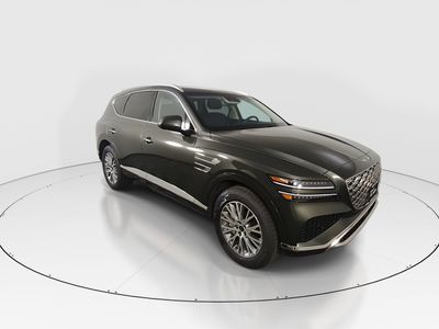 2025 Genesis GV80 2.5T Standard AWD — front three-quarter view