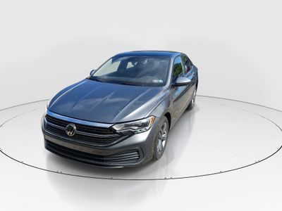 2024 Volkswagen Jetta - Photo 3