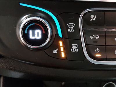 2023 Chevrolet Traverse — photo 18 view