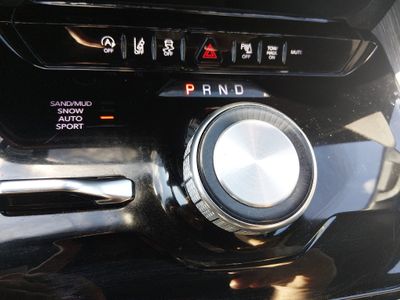 2024 Jeep Wagoneer - Photo 22