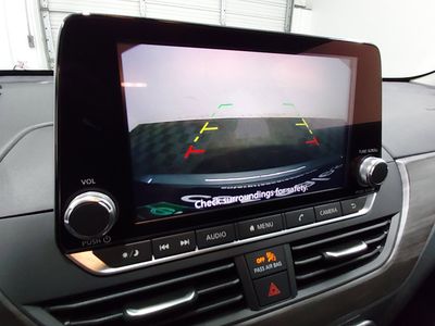 2025 Nissan Altima - Photo 16