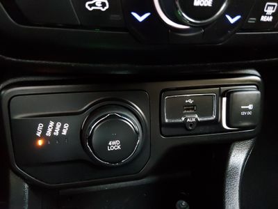 2023 Jeep Renegade - Photo 21