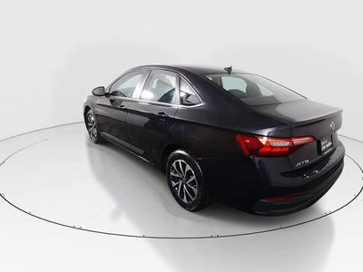2024 Volkswagen Jetta - Photo 5