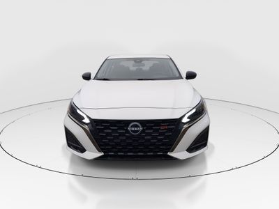 2024 Nissan Altima - Photo 2