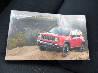 2023 Jeep Renegade - Photo 20