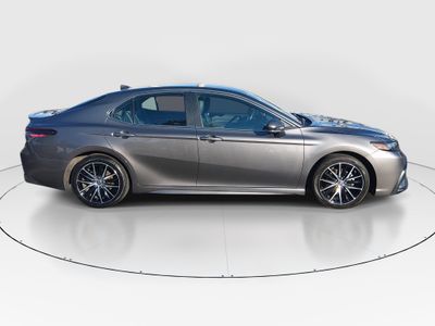 2024 Toyota Camry - Photo 8