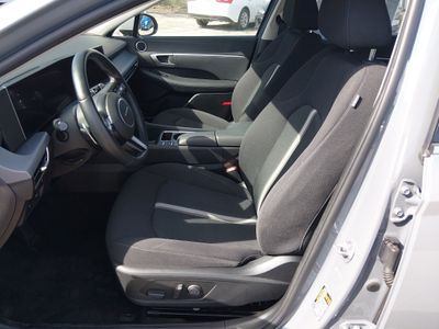 2025 Hyundai Sonata Hybrid — photo 20 view