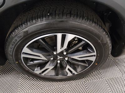 2025 Mitsubishi Eclipse Cross — photo 10 view