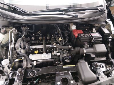 2025 Nissan Versa - Photo 9