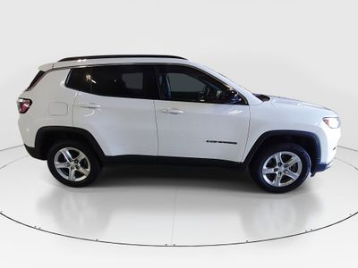 2024 Jeep Compass - Photo 8