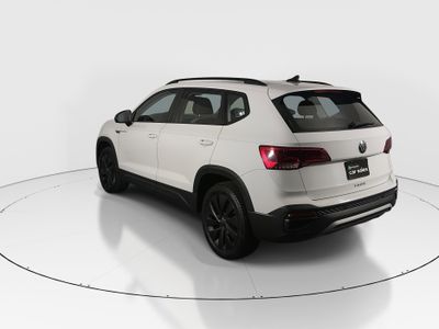 2024 Volkswagen Taos - Photo 5
