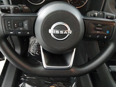 2024 Nissan Rogue - Photo 12