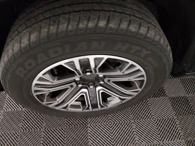 2024 Jeep Wagoneer - Photo 10