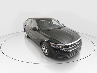 2024 Volkswagen Jetta SE Auto — front three-quarter view