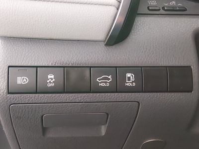 2023 Toyota Camry — photo 13 view