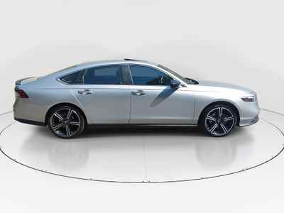 2024 Honda Accord Hybrid - Photo 8