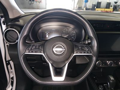 2024 Nissan Kicks — photo 12 view