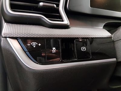 2025 Kia Sportage - Photo 13
