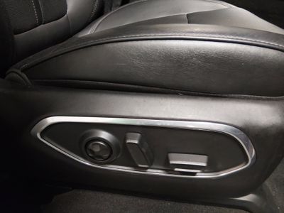 2023 Jeep Wagoneer L - Photo 26