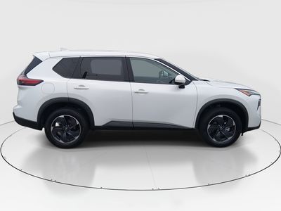 2024 Nissan Rogue - Photo 8