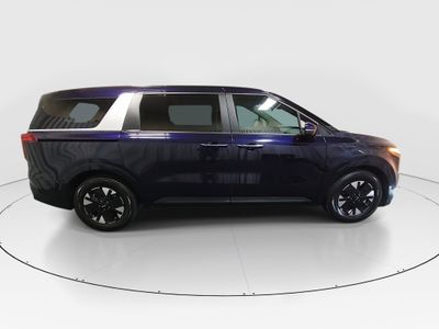 2025 Kia Carnival Hybrid - Photo 8