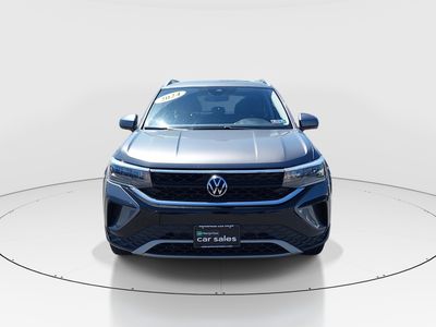 2024 Volkswagen Taos - Photo 2
