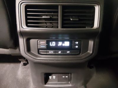 2024 Volkswagen Atlas - Photo 25