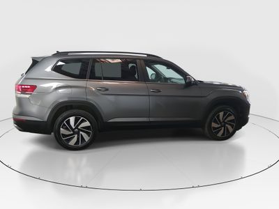 2024 Volkswagen Atlas - Photo 8