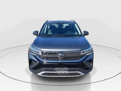 2024 Volkswagen Taos - Photo 2