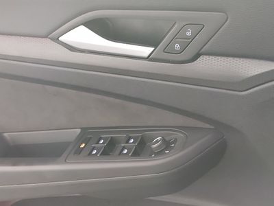2024 Volkswagen Golf GTI - Photo 18