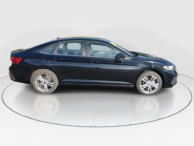 2024 Volkswagen Jetta - Photo 8