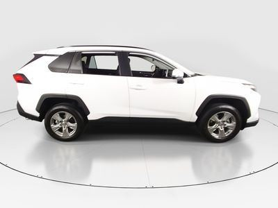 2024 Toyota RAV4 - Photo 8