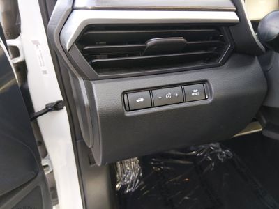 2025 Nissan Altima - Photo 13