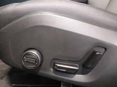 2024 Volvo S60 - Photo 25