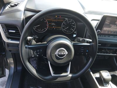 2024 Nissan Rogue - Photo 12