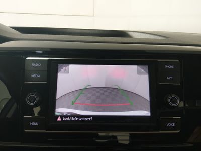 2024 Volkswagen Taos - Photo 16