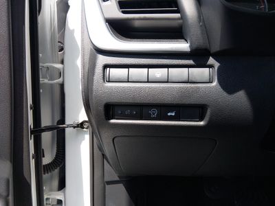 2024 Nissan Rogue — photo 13 view