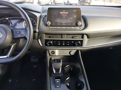 2024 Nissan Rogue - Photo 19