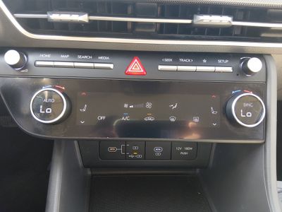 2024 Hyundai Sonata - Photo 21
