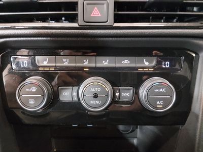 2024 Volkswagen Taos - Photo 17