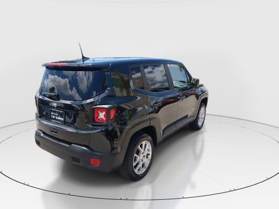 2023 Jeep Renegade - Photo 7