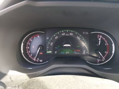 2024 Toyota RAV4 - Photo 14